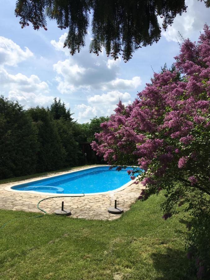 Heregi Eden Vendeghaz Exteriör bild